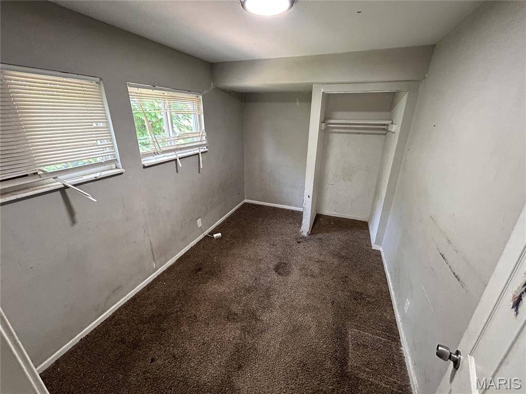 St Louis, MO 63137,10602 Moidart CIR