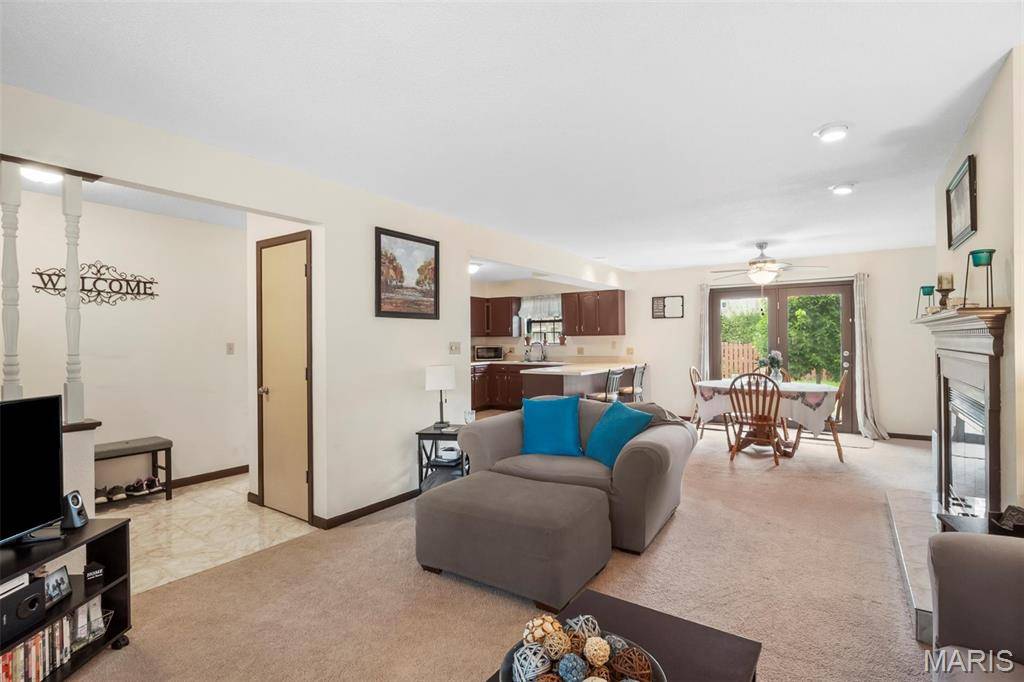 Swansea, IL 62226,33 Village DR