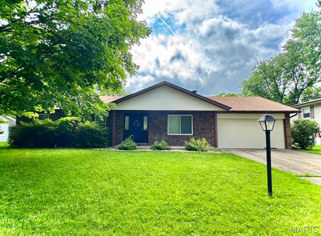 Swansea, IL 62226,33 Village DR