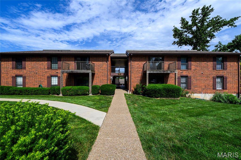 MO 63129,5555 Heintz RD #10