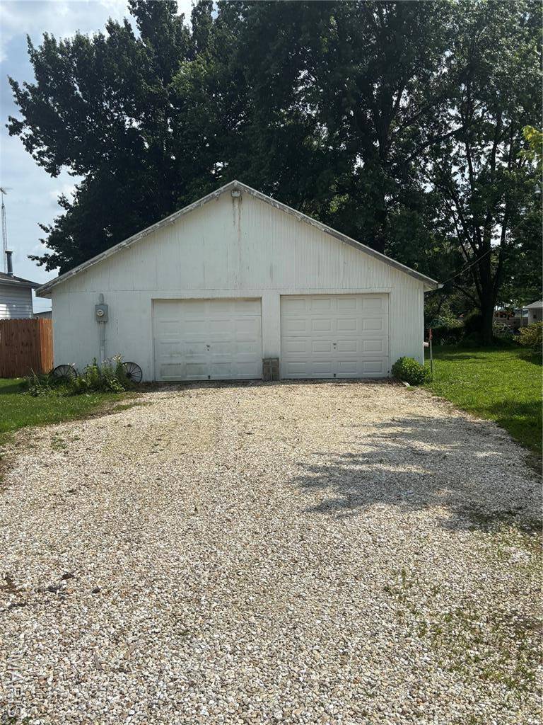 Bowling Green, MO 63334,1004 W Taylor ST