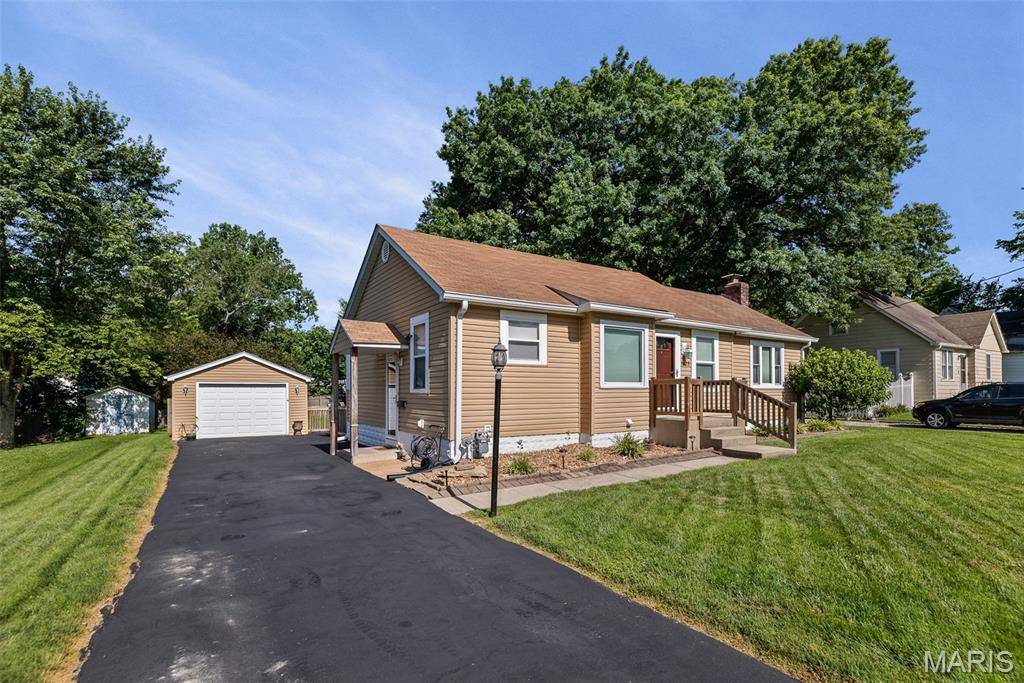 Swansea, IL 62226,1425 Kinsella AVE
