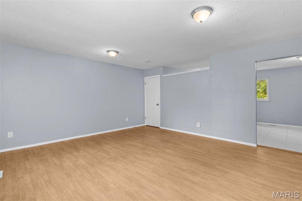 Unincorporated, MO 63031,2267 Central Parkway DR