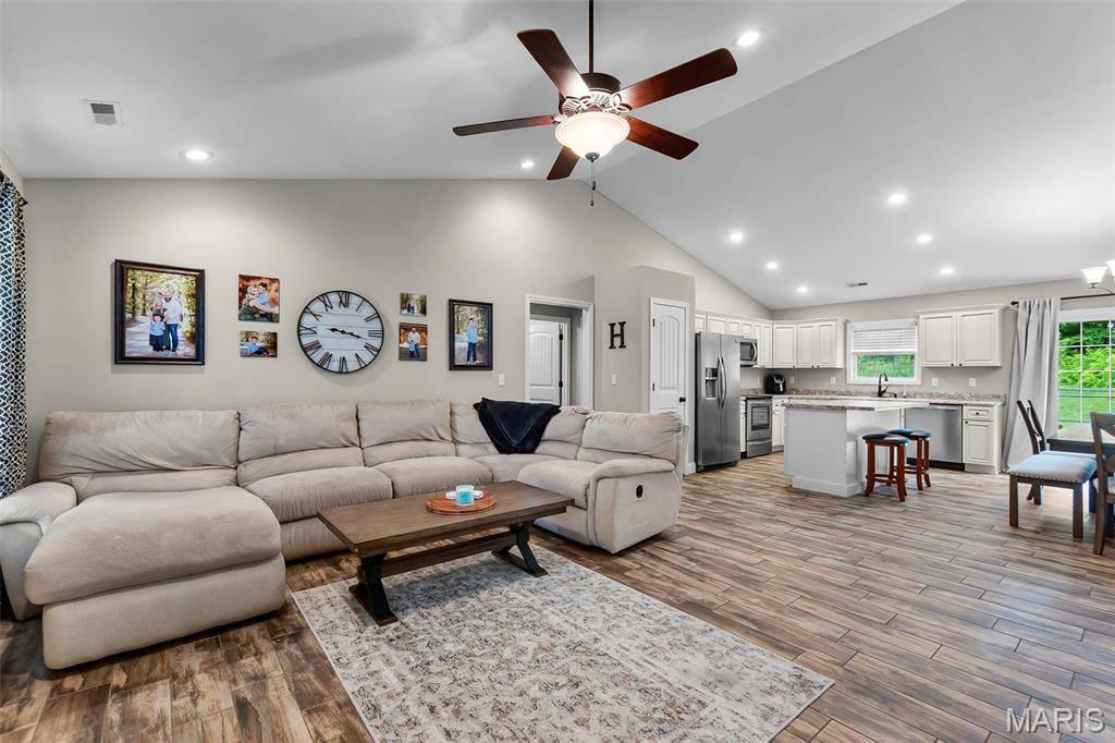 Cape Girardeau, MO 63701,320 Tradition DR