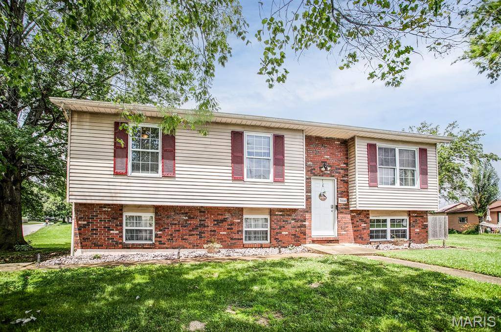 Godfrey, IL 62035,7800 Chuck CT