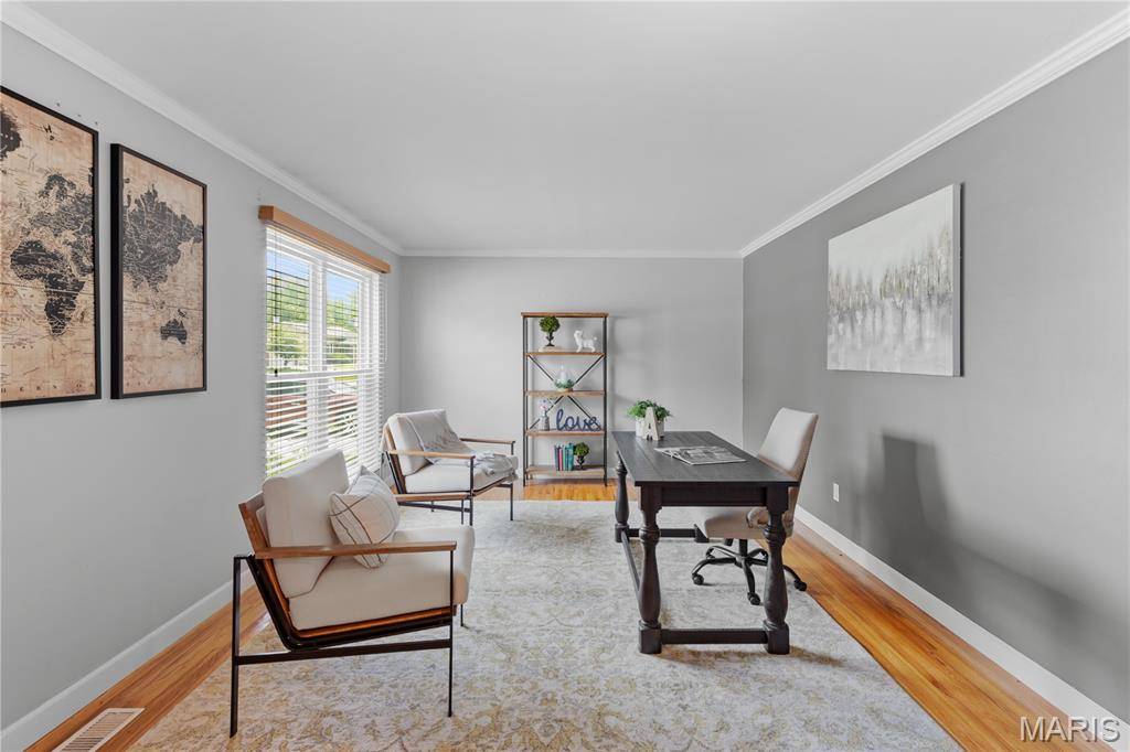 Florissant, MO 63034,14620 Avocado LN