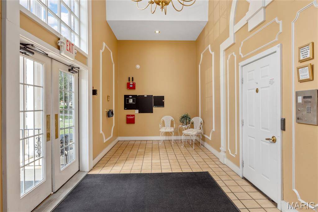 Ellisville, MO 63011,312 Clayton Crossing DR #304