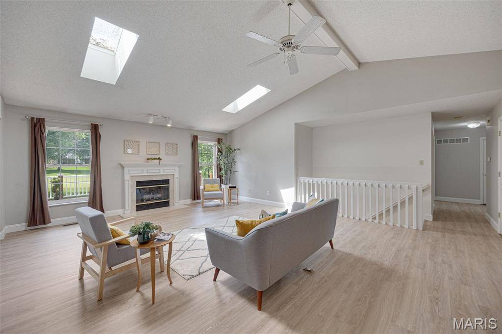 St Peters, MO 63304,5046 Castle Douglas DR