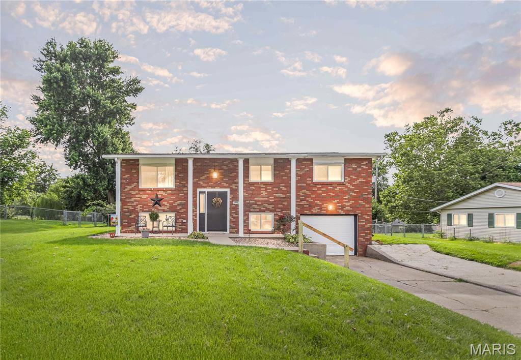 Godfrey, IL 62035,5906 Vollmer