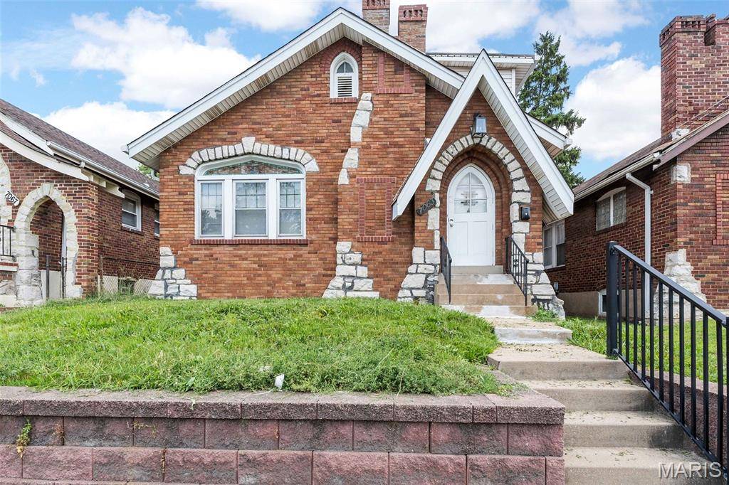 Flordell Hills, MO 63136,7063 W Florissant AVE