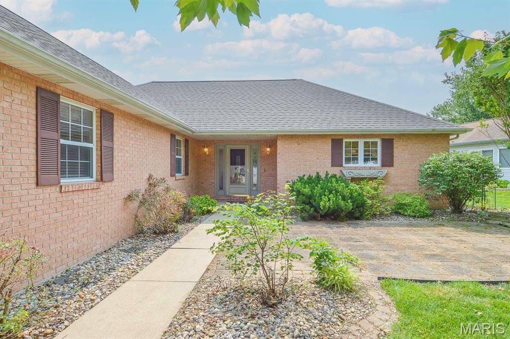 Smithton, IL 62285,208 Cortner DR