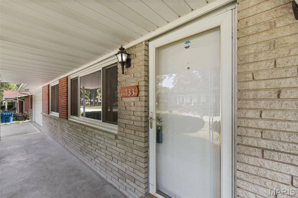 St Louis, MO 63138,11533 Norgate DR