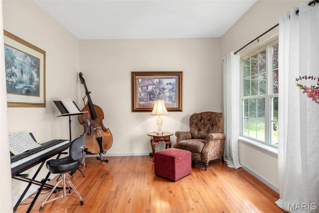 Lake St Louis, MO 63367,5 Hickory Glen CT