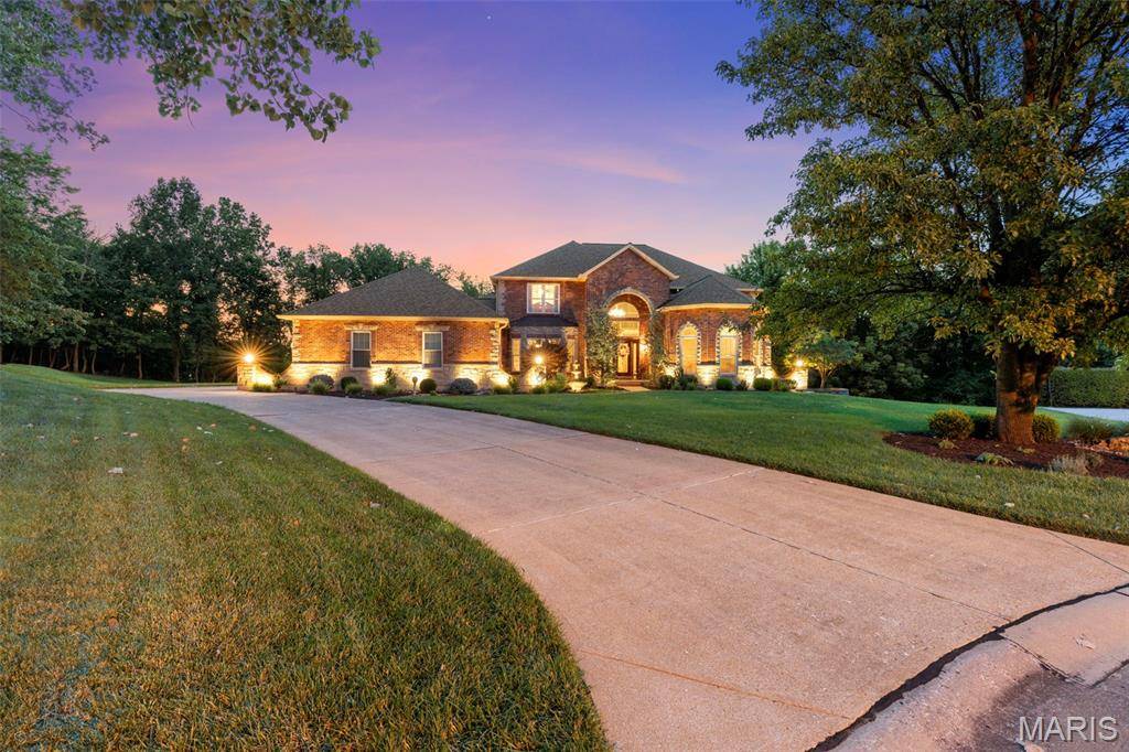 Fenton, MO 63026,732 Deer Vue LN