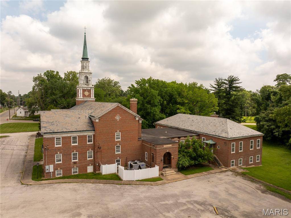 Alton, IL 62002,1145 College AVE