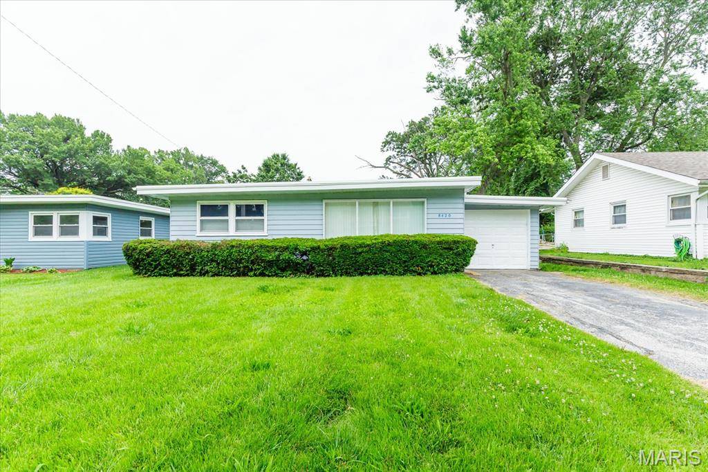 St John, MO 63114,8420 ENGLER AVE