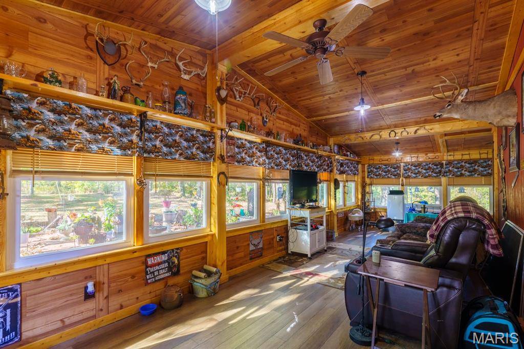 Salem, MO 65560,16350 South Highway 19
