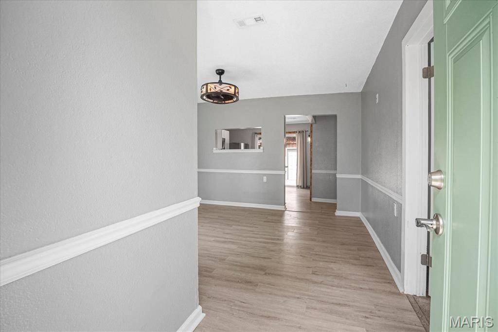 Elsberry, MO 63343,127 Welch DR