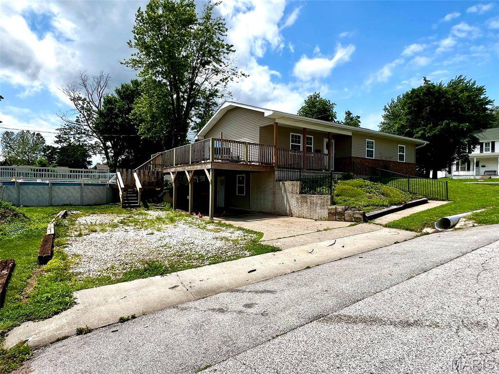 Palmyra, MO 63461,320 N Dickerson ST