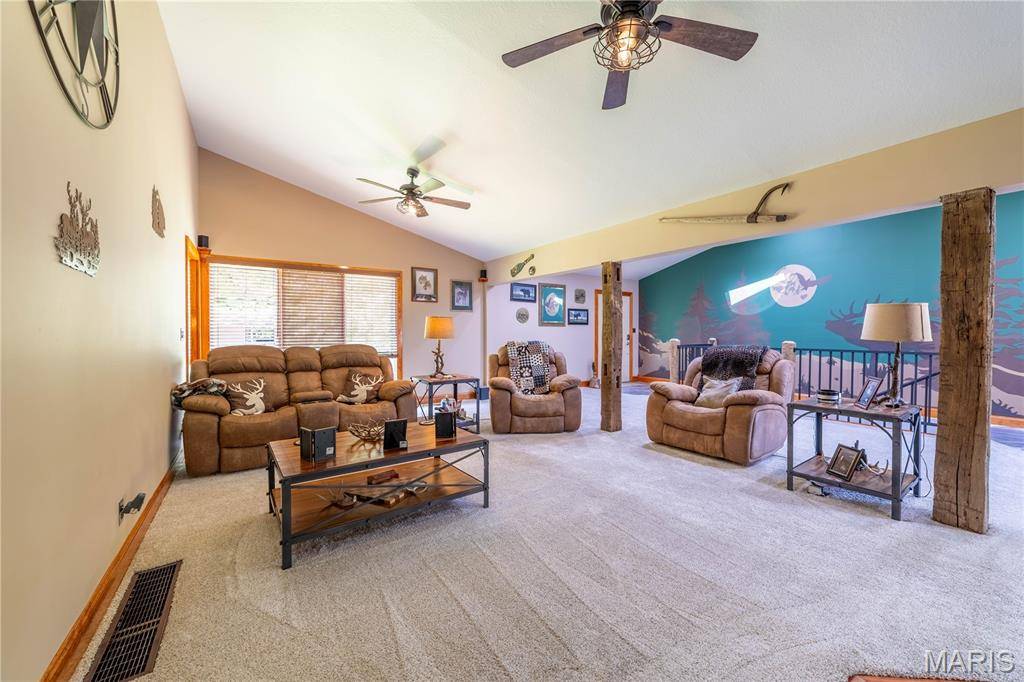 Palmyra, MO 63461,317 Johnson PL