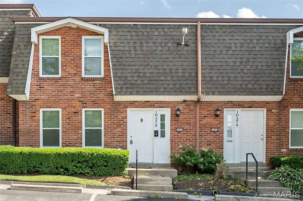 St Louis, MO 63146,10372 Beau Jardin DR