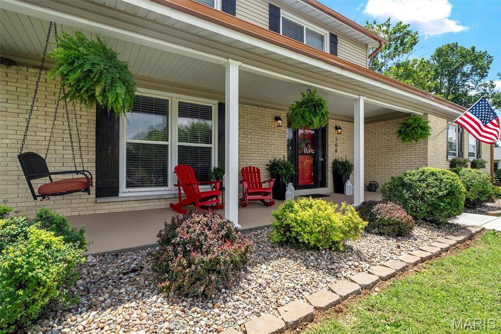 St Charles, MO 63301,308 Rebecca DR