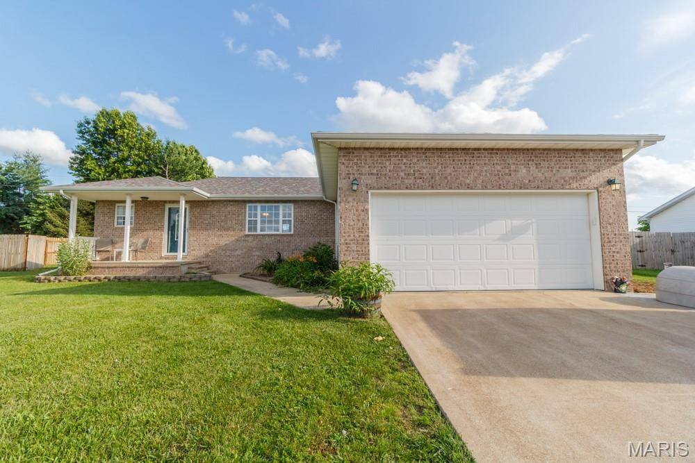 Lebanon, MO 65536,1208 Troutman DR