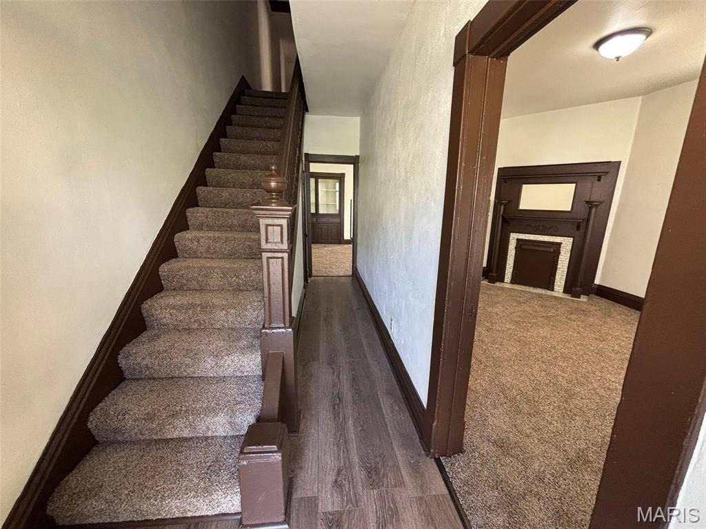 Hannibal, MO 63401,518 N 5th ST #518-520