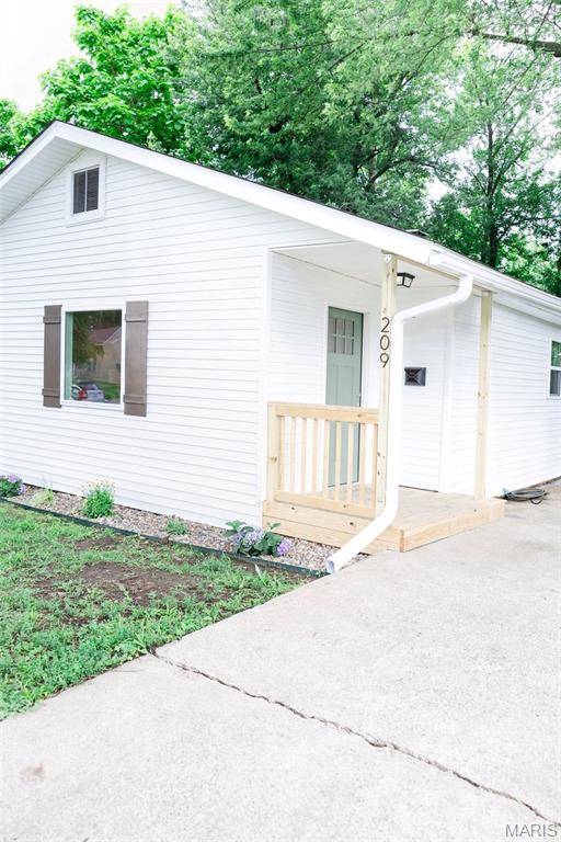 Monroe City, MO 63456,209 E Dover ST