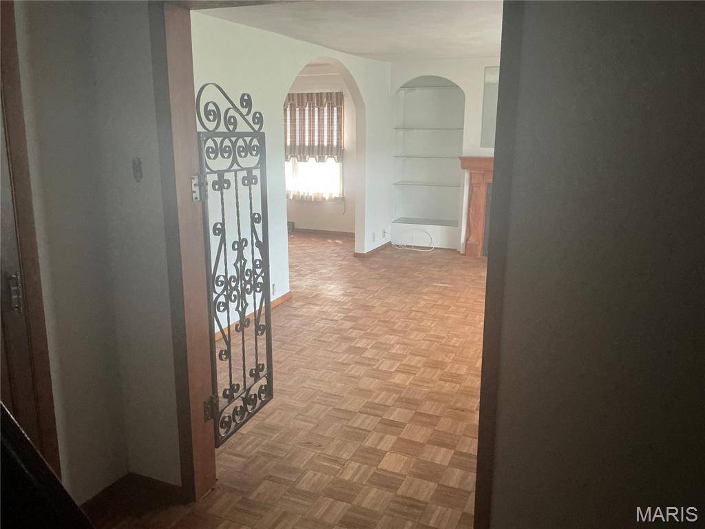 Gillespie, IL 62033,211 Edgar ST