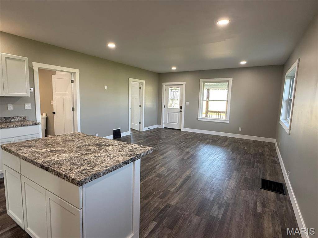 Hannibal, MO 63401,6596 County Road 263