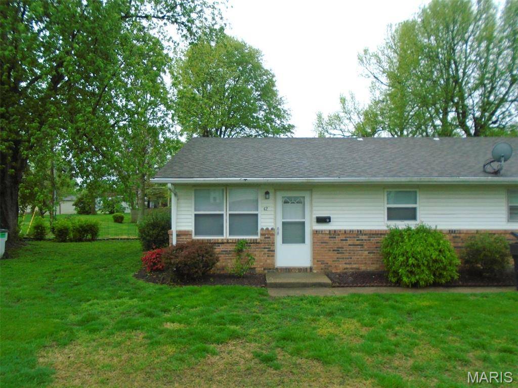 Belleville, IL 62221,42 EASTLAND DR