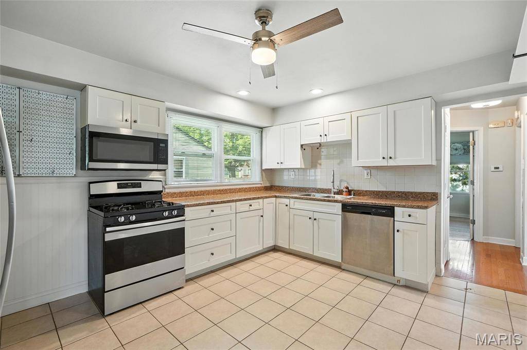 St Louis, MO 63123,10818 Mallory DR