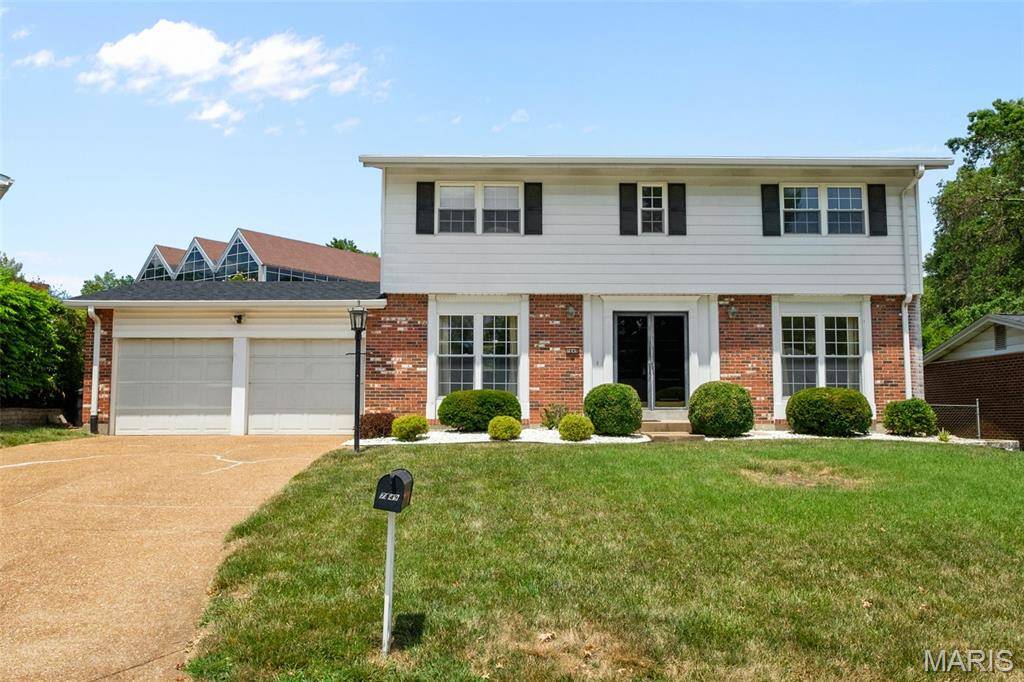 St Louis, MO 63123,7849 Cassia CT