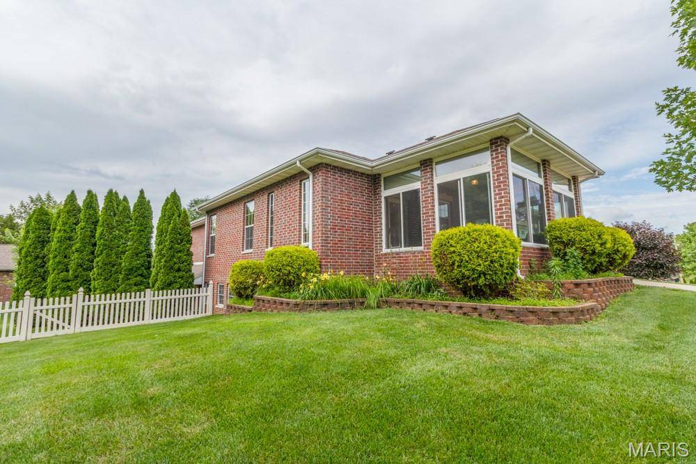 Lebanon, MO 65536,2225 Cherry Blossom CIR
