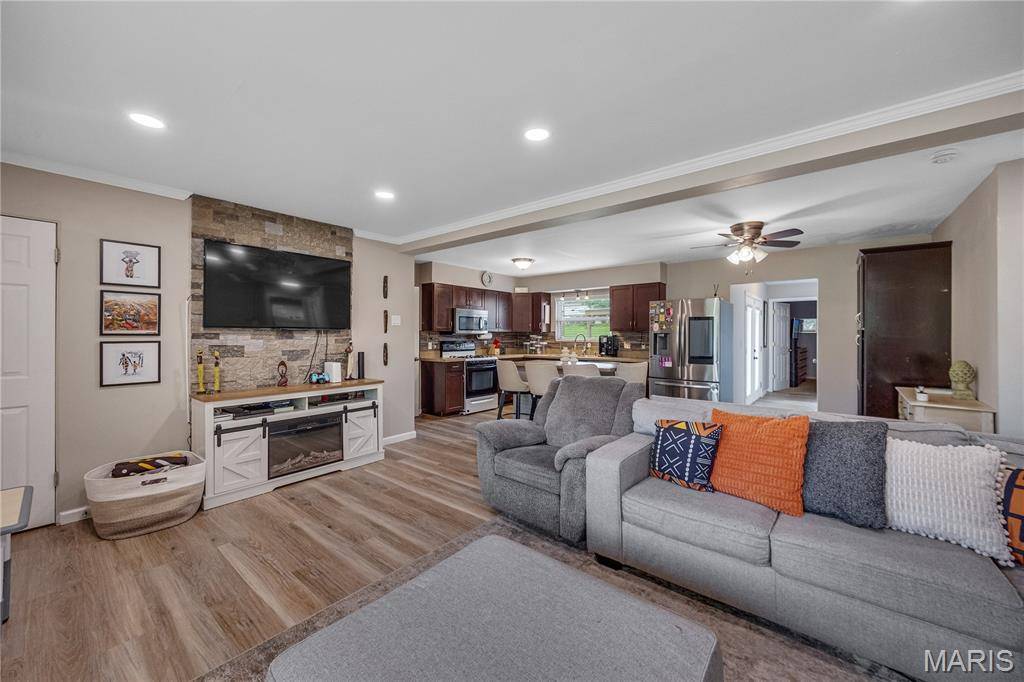 Maryland Heights, MO 63043,11539 Terry AVE