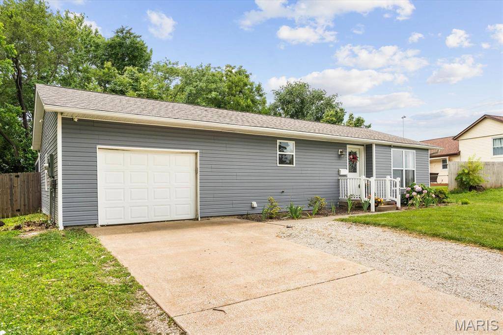 O'fallon, IL 62269,1103 W Nixon DR