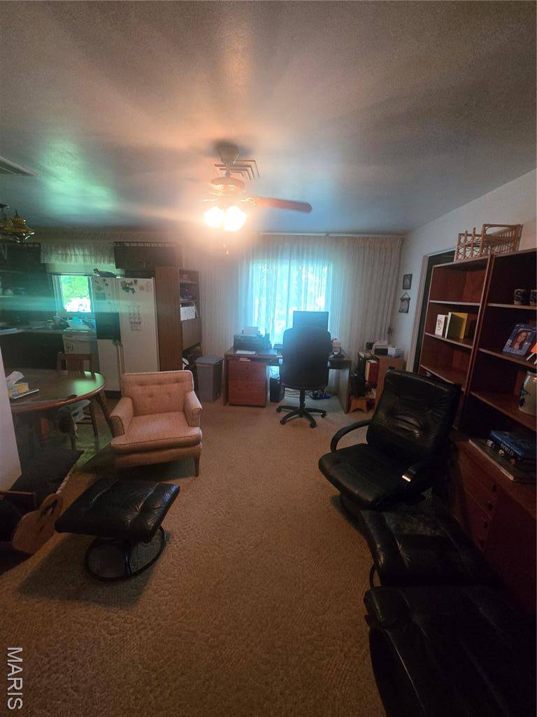 Florissant, MO 63033,7 Milbrook LN