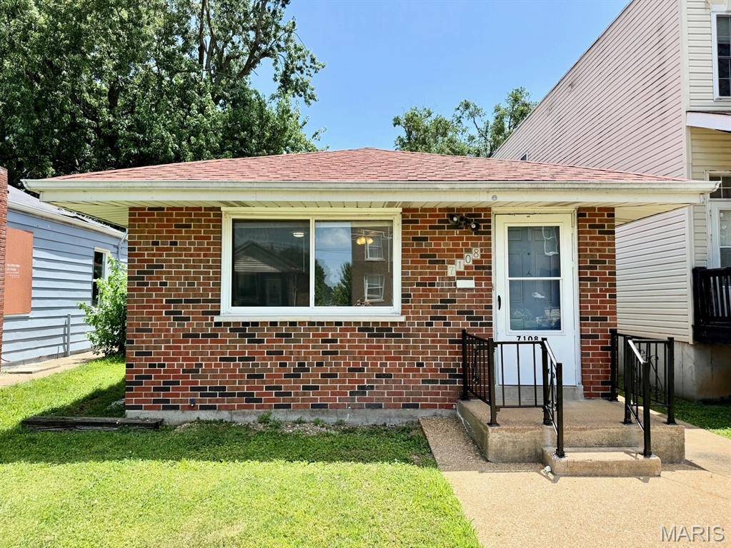 St Louis, MO 63111,7108 Vermont AVE