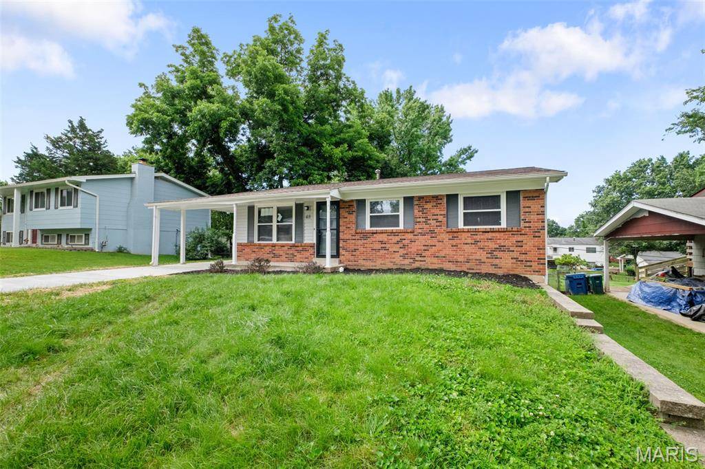 Ballwin, MO 63021,48 James CT