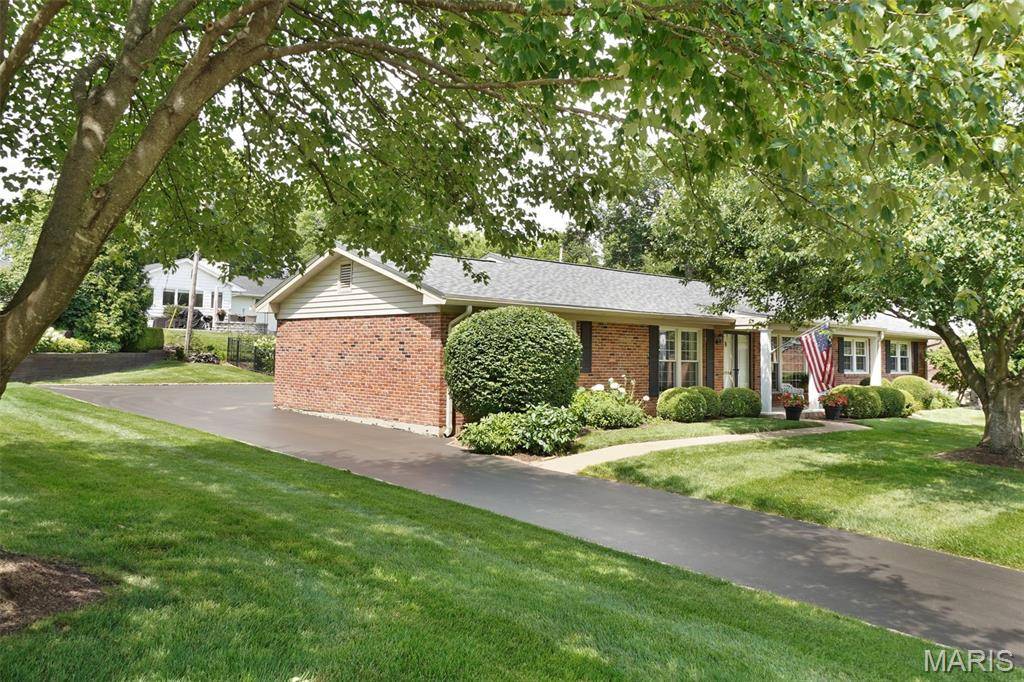 St Louis, MO 63122,1523 Northlin DR