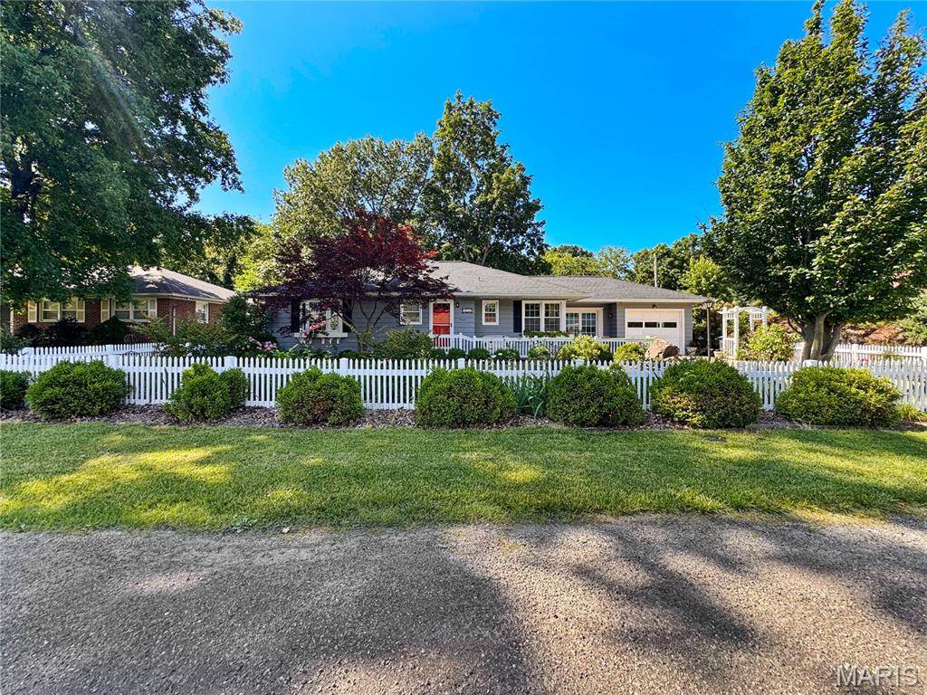 Columbia, IL 62236,434 Dianne AVE