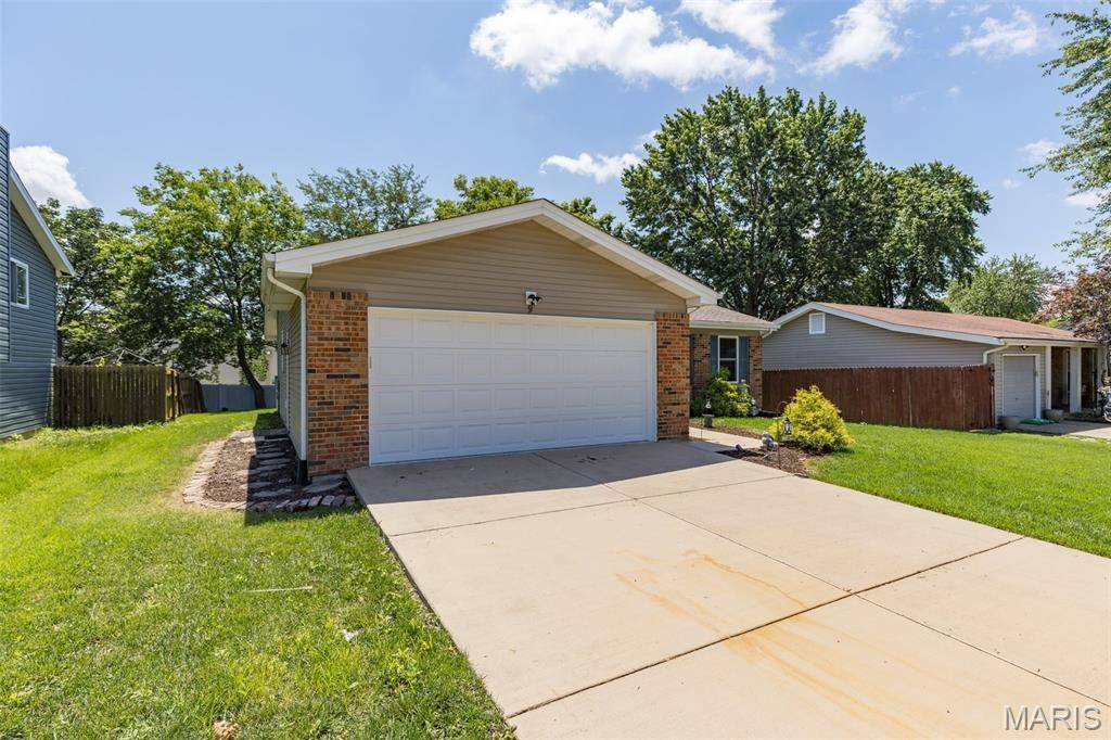 St Peters, MO 63376,9 Southwinds DR