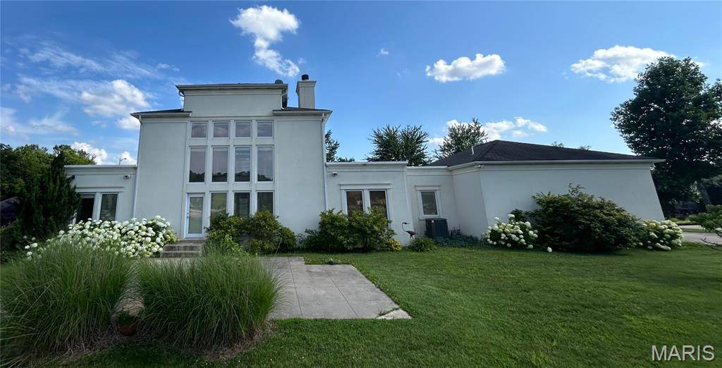Cape Girardeau, MO 63701,2308 Kenneth DR