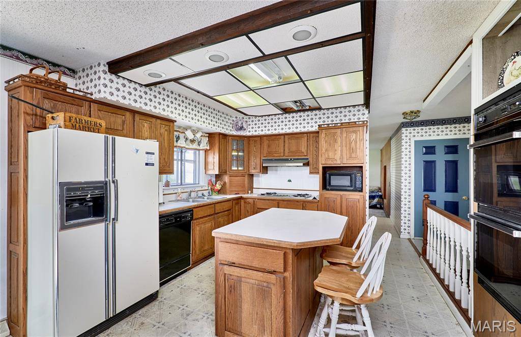 Hawk Point, MO 63349,339 White RD