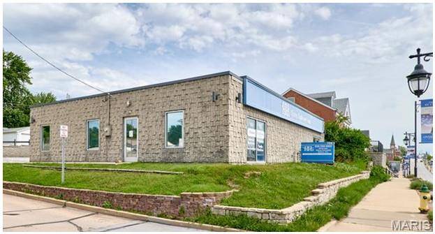 St Charles, MO 63301,721 S 5th ST