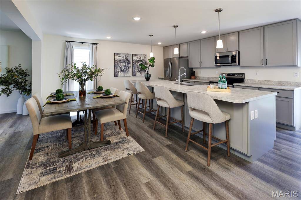 St Charles, MO 63301,3092 Pirogue ST