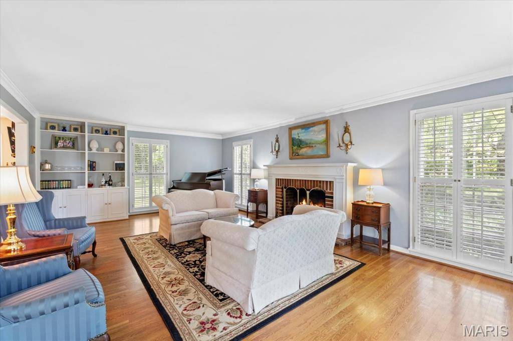 St Louis, MO 63131,1843 Manor Hill RD