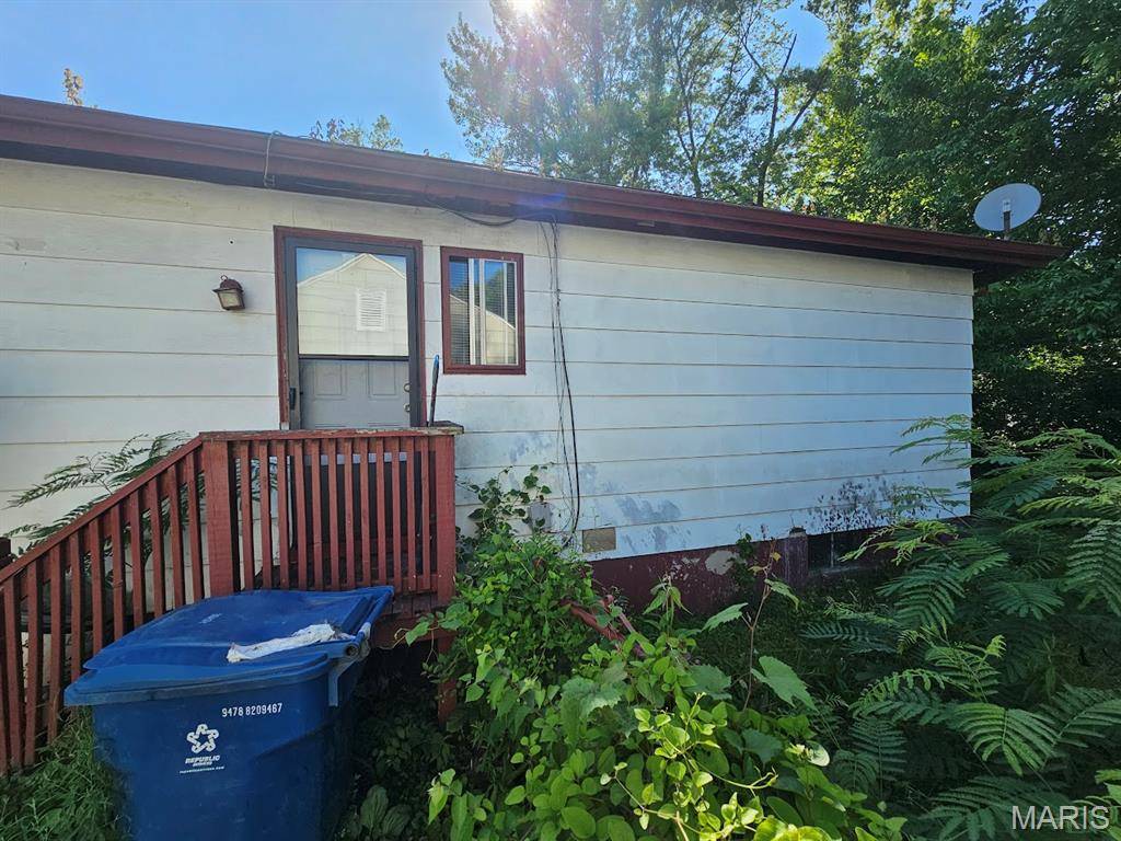 St Louis, MO 63135,137 Wiegel DR