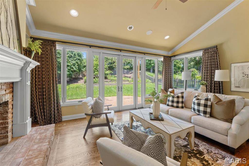 Town And Country, MO 63017,730 Cedar Field CT